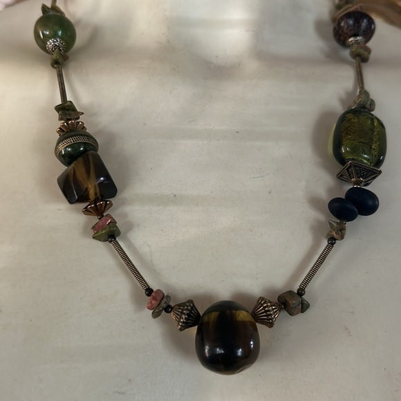 Vintage Glass & Stone Beaded Necklace - Picture 5 of 8